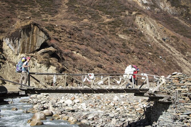10 Days Manaslu Circuit Trek in Larke La Pass - Day 5: Namrung to Sama Gaon, about 15.5 kilometers
