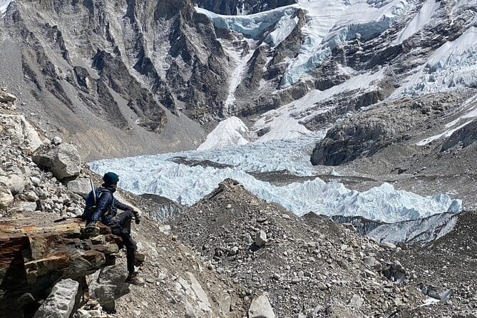 14 Days Everest Base Camp Trekking - Dingboche to Lobuche through the Khumbu Glacier country