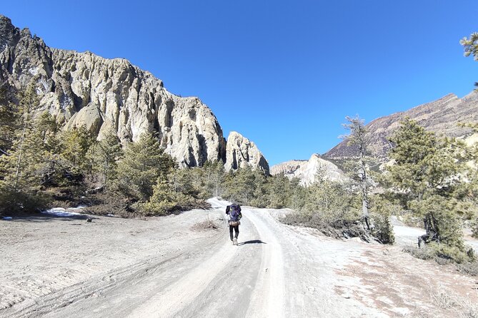 20 Days Annapurna Circuit Trek - Manang gives your body time to adjust