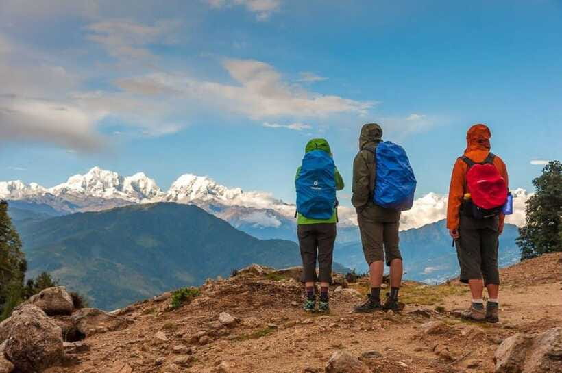 4 Days Pikey Peak Trek : The Best View of Mt Everest - Returning to Dhap and facing the road again