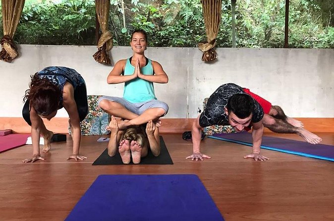 5 Days Hiking, Tour, Meditation and Yoga Retreat in Kathmandu, Nepal - Accommodation, Meals, and Extra Costs