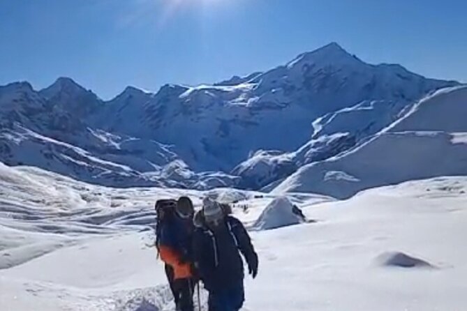 8 Days Private Guided Trekking in Annapurna Circuit with Pickup - Day 1: Six hours from Besisahar to Chame