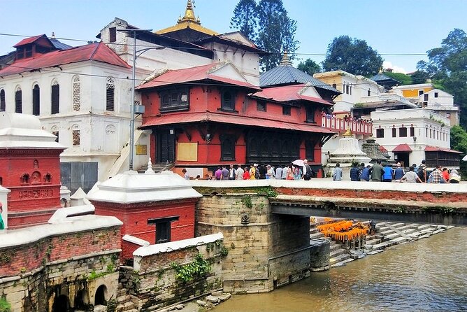 8 Days Tour in Nepal (3 Star Accommodation) - Day 3: The Long Road to Chitwan