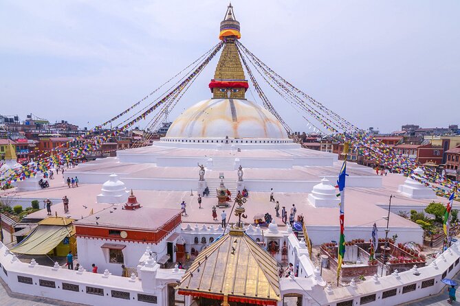 8 Days Tour in Nepal (4 Star Accommodation) - Day 1: Thamel gives you an easy landing