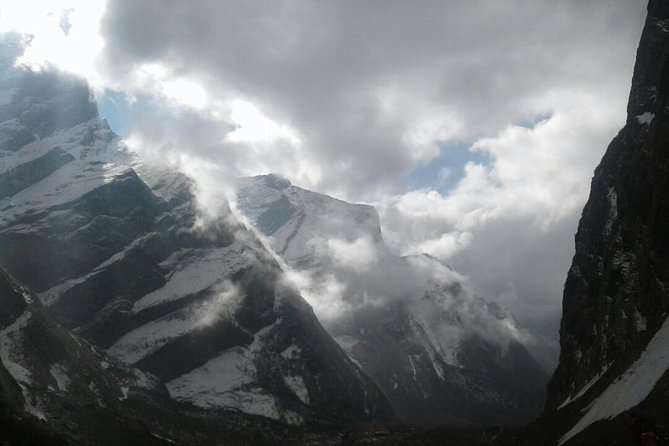Annapurna base camp -9 days - Day 7: Sunrise at Base Camp and the long descent