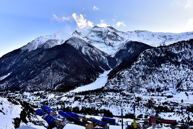 Annapurna Circuit Trek - Day 6: Upper Pisang to Manang