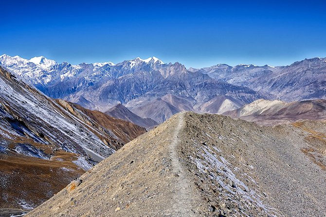 Annapurna Circuit Trek - Day 7: Rest and acclimatization in Manang