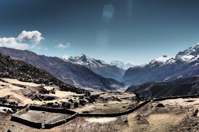 Annapurna Circuit Trek in Nepal (9 Days) - Day 2: Dharapani to Chame through apple country
