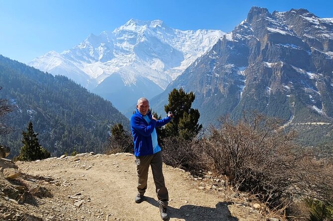 Annapurna Circuit Trek with Tilicho Lake (16 Days) - Days 5 and 6: Manang and the most useful rest day