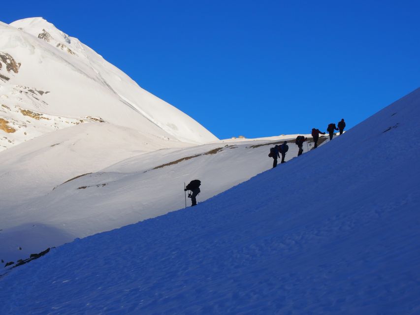 Annapurna Circuit Trekking 13 Days - Days 4 to 6: Pisang, Manang, and the one rest day