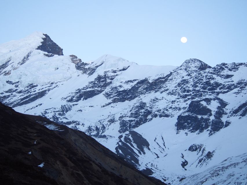 Annapurna Circuit Trekking 13 Days - Days 12 and 13: Ghorepani and the sunrise climb to Poon Hill