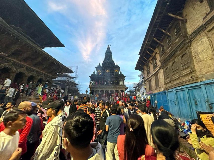 Best of Kathmandu : Private Guide, Car & Personalized Tour - Walking, street food, and market time