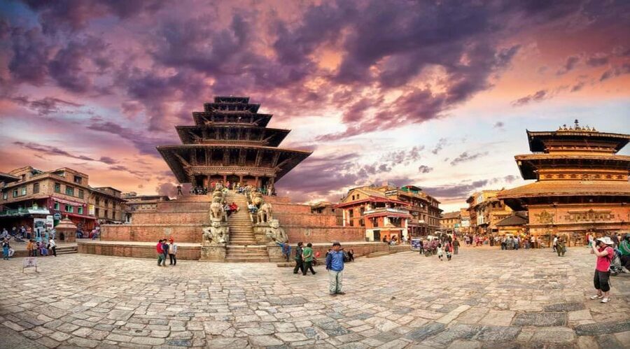 Bhaktapur Durbar Square and Boudhanath Stupa - Starting from Kathmandu in a private car