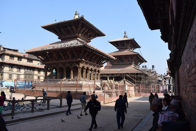 City tour of Bhaktapur and Patan Durbar Square - How the private format affects the day