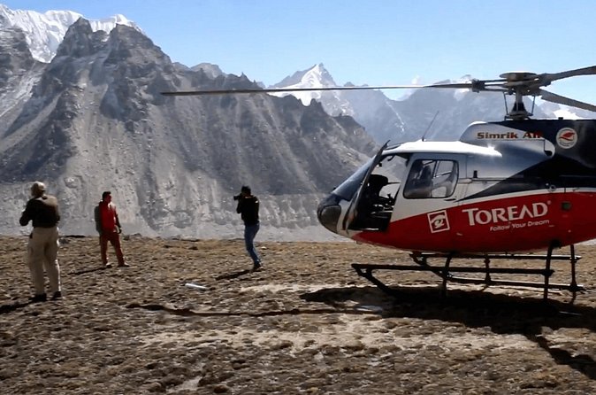 Day Tour to Everest Base Camp By Helicopter - Breakfast at Syangboche and the Hotel Everest View