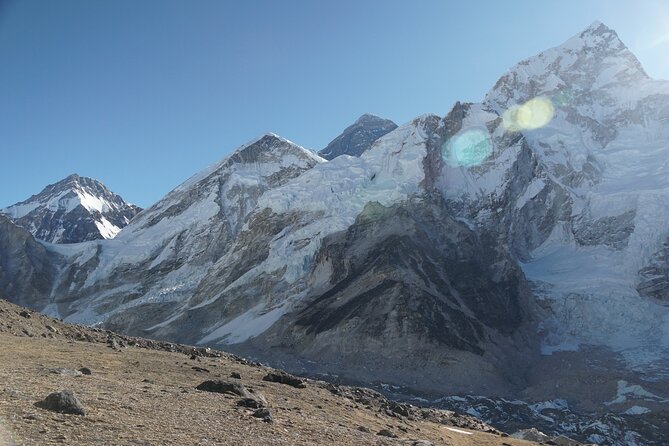 Everest base camp flight over by Helicopter from Kathmandu - What the Strongest Praise Focuses On