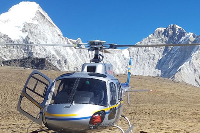Everest Base Camp Helicopter Tour landing at Hotel Everest View - Pheriche and the window-seat arrangement