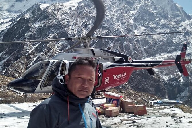 Everest Base Camp Helicopter Tour Stop at Hotel Everest View. - Pheriche and the practical side of shared flying