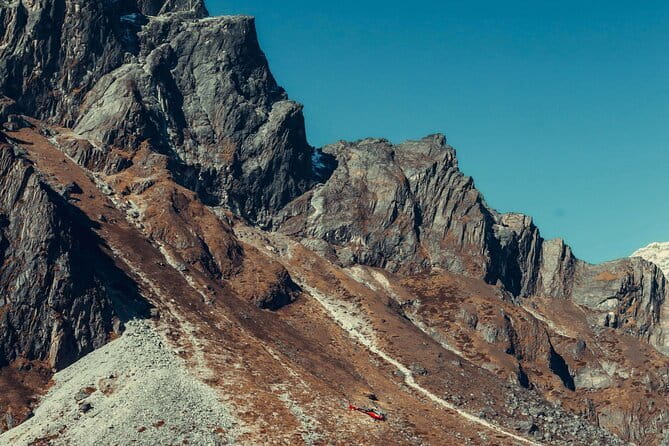 Everest Base Camp helicopter tour with landing - Who should book this Everest helicopter tour?