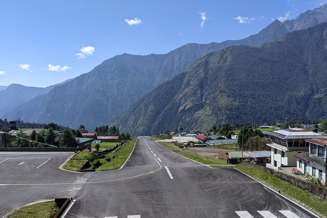 Everest Base Camp Trek 15 days | Local Guide | Flexible Itinerary - Day 8: Toward Lobuche and the Thukla memorial area