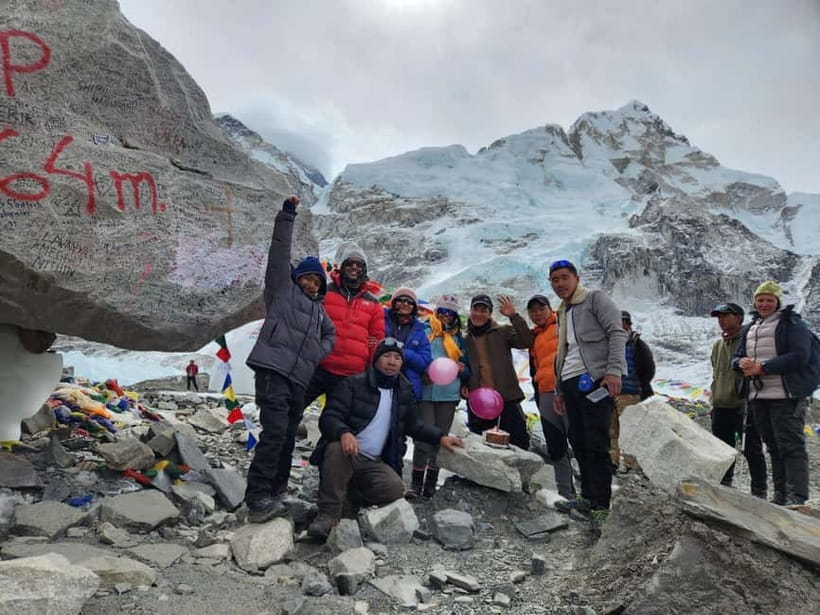 Everest Base Camp Trek from Lukla - Lukla and the first walk to Phakding
