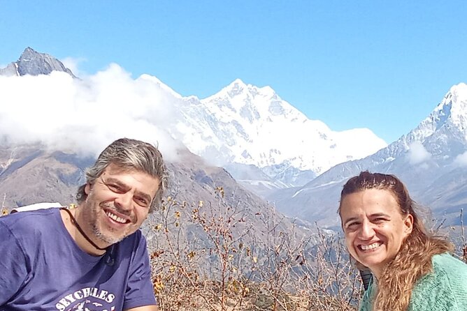 Everest Base Camp Trek Via Gokyo Lake and Cho La Pass - Day 2: Lukla flight and the walk to Phakding