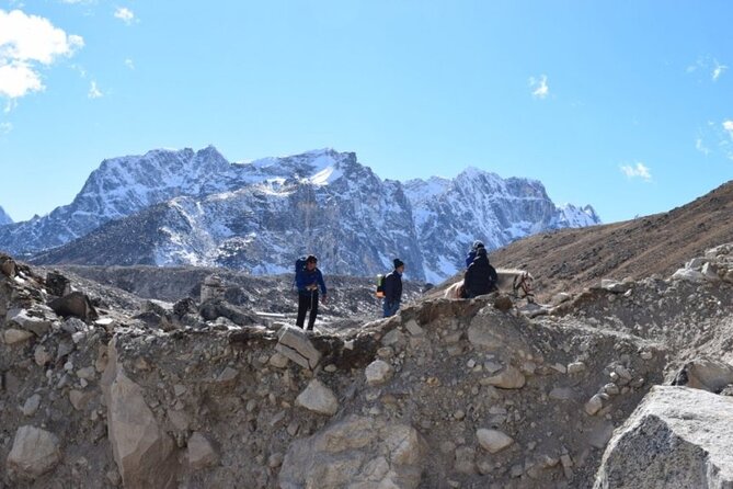 Everest Base Camp Trekking - 2025/2026 - Day 6: Lobuche, Gorak Shep, and Everest Base Camp