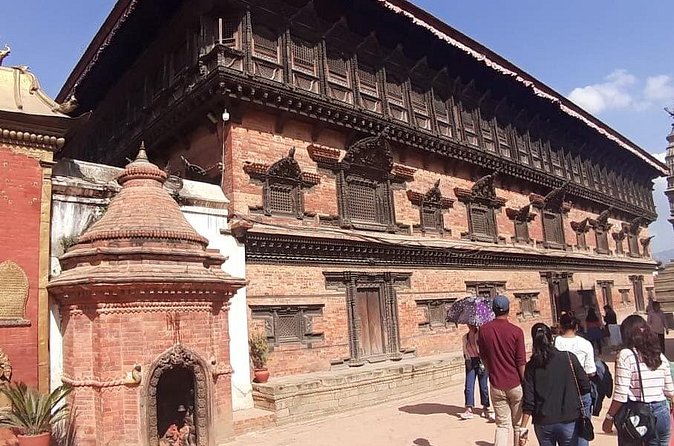 Explore Entire Kathmandu with Guide - Swayambhunath: a Buddhist temple with a city view