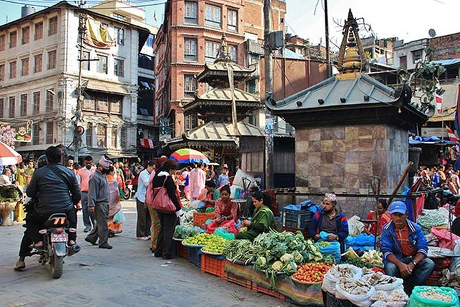 Explore Kathmandu with Local Guide - Walking, Pickup, and the Shape of the Day