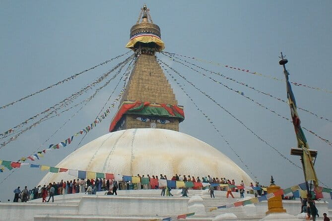 Folklore and Everyday Life in Ancient Patan - The monastery visit and the religious focus