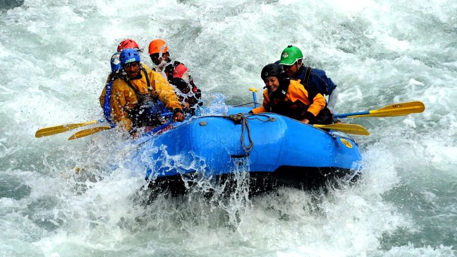 From Kathmandu / Pokhara / Chitwan: River Rafting - 1 Day - Early morning transport from four Nepal stops