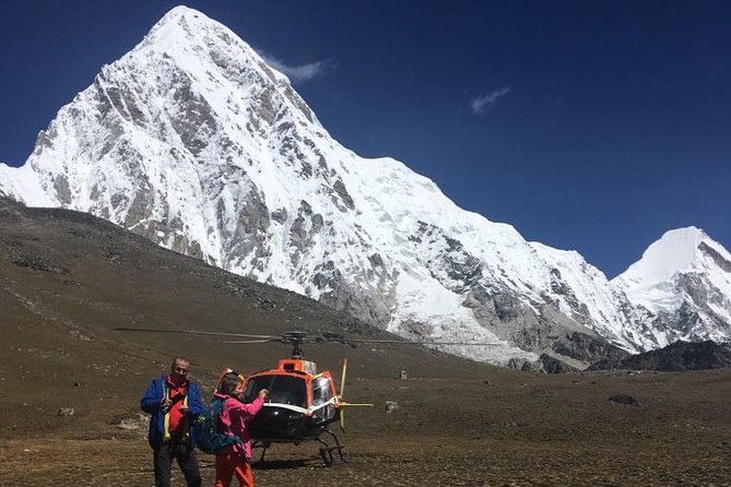 Guaranteed Landing at Everest Base Camp Kalapathar by Helicopter - Window seats, weight limits, and comfort