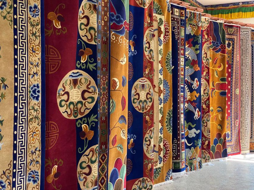 Half day Tibetan cultural tour - A consultation with a Tibetan doctor