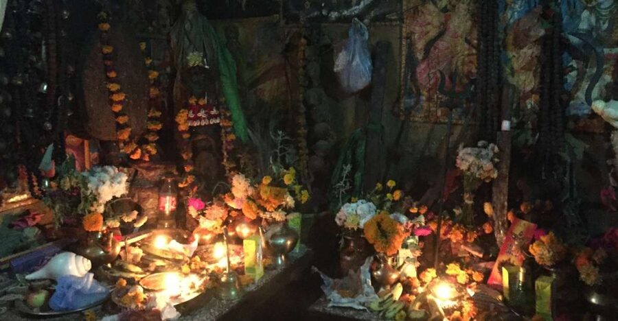 Healing Day tour - Shaman Healing - Inside the shaman’s studio