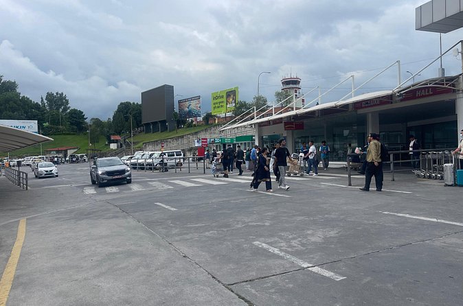 Kathmandu Airport Private Arrival & Departure Service - The private vehicle and hotel drop-off