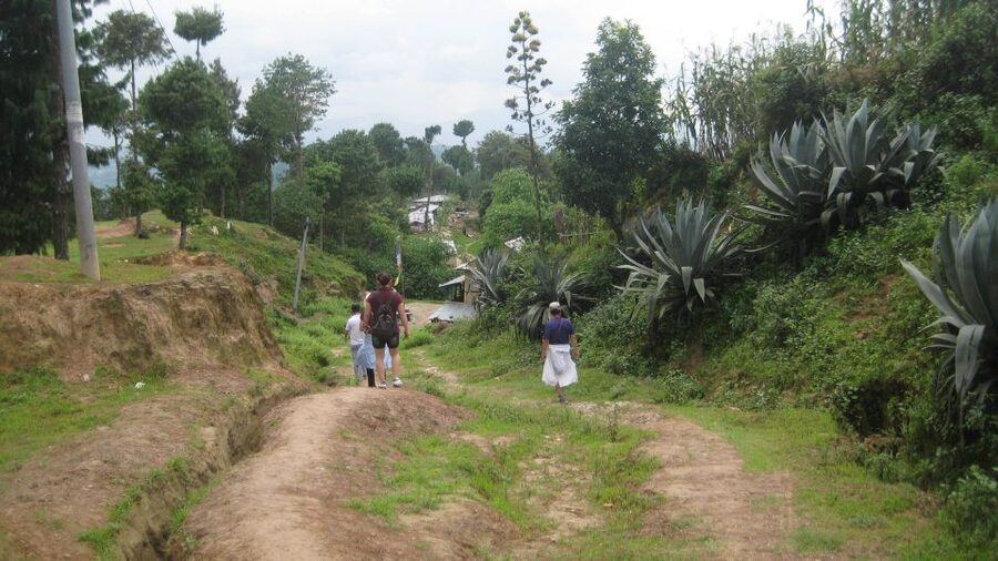 Kathmandu: Chisapani Nagarkot 3-Days 2-Nights Trek - Day two: the long walk from Chisapani to Nagarkot