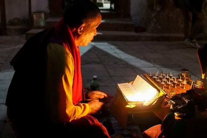 Kathmandu City in One Day with Bodhnath Stupa - Boudhanath Stupa: the day’s great Buddhist centerpiece