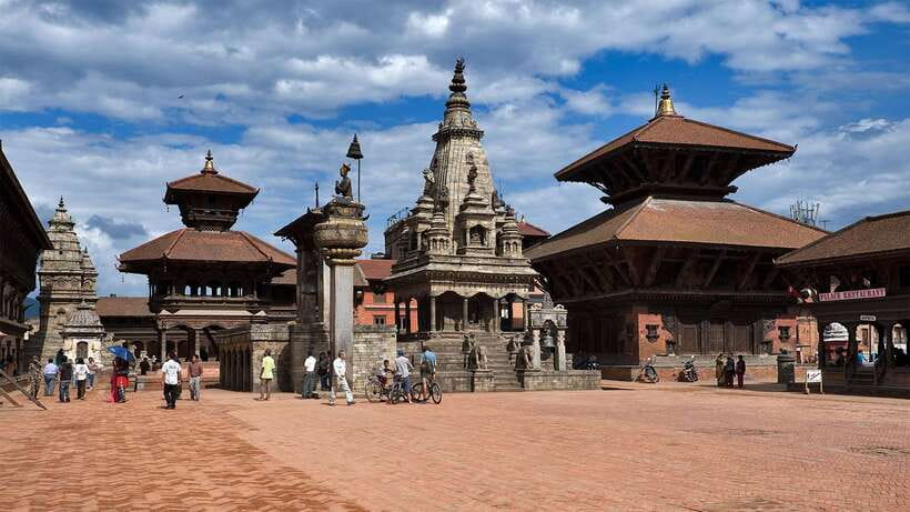 Kathmandu City Tour: TOP Highlights of the Kathmandu Valley - Boudhanath Stupa and the rhythm of the kora