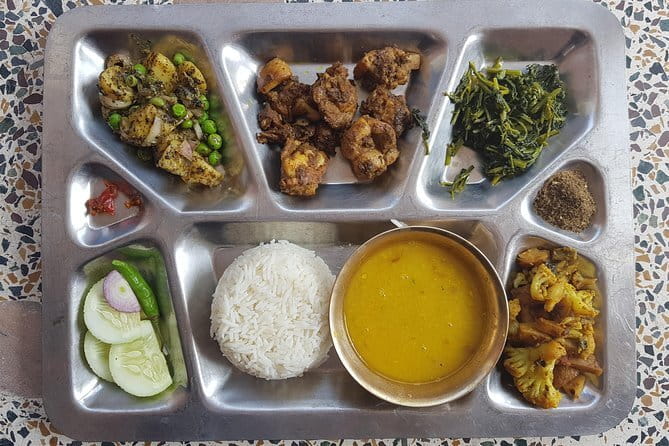Kathmandu Food Crawl & Market Tour - A tasting walk with unusually large portions