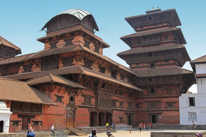 Kathmandu Full Day Exploration - Pashupatinath Temple: Hindu worship beside the Bagmati