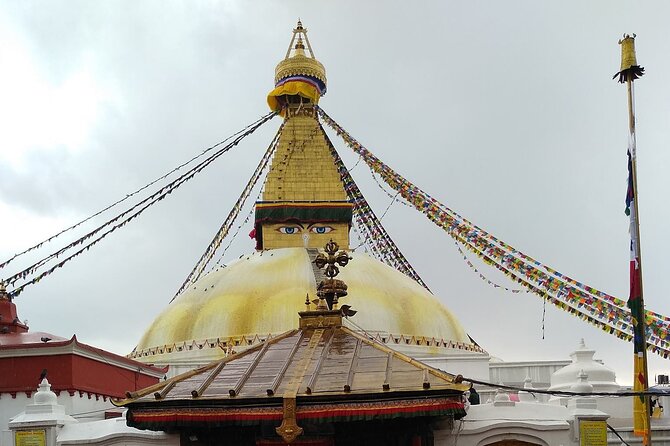 Kathmandu Full-Day Private Tour with Pick Up - Guide service and the human side of the day