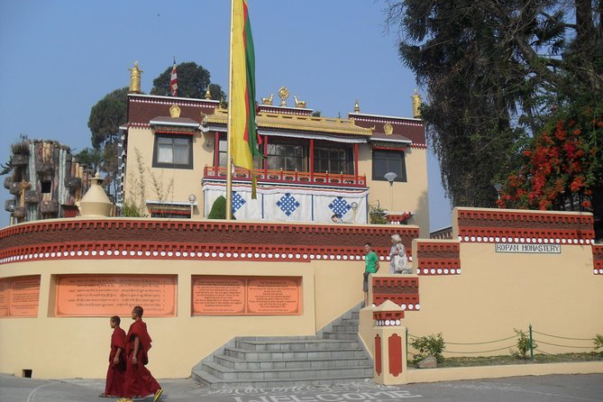 Kathmandu: Kopan Monastery and Boudhanath Stupa Day Tour - The private vehicle and hotel pickup