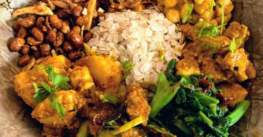 Kathmandu Local Food Hunt Tour - Meeting Your Guide And Reaching Asan