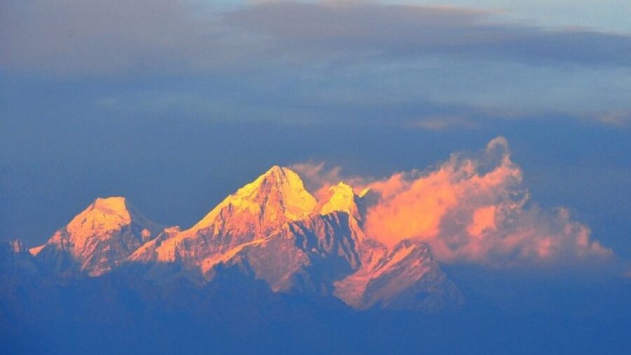 Kathmandu: Nagarkot Sunrise, Mt. Everest Himalayas View Tour - Private vehicle or full guided outing?