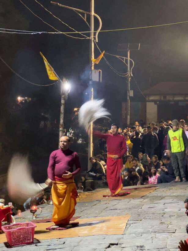 Kathmandu: Pashupatinath Evening Aarati Tour Private/Group - What the Guide Adds to the Evening