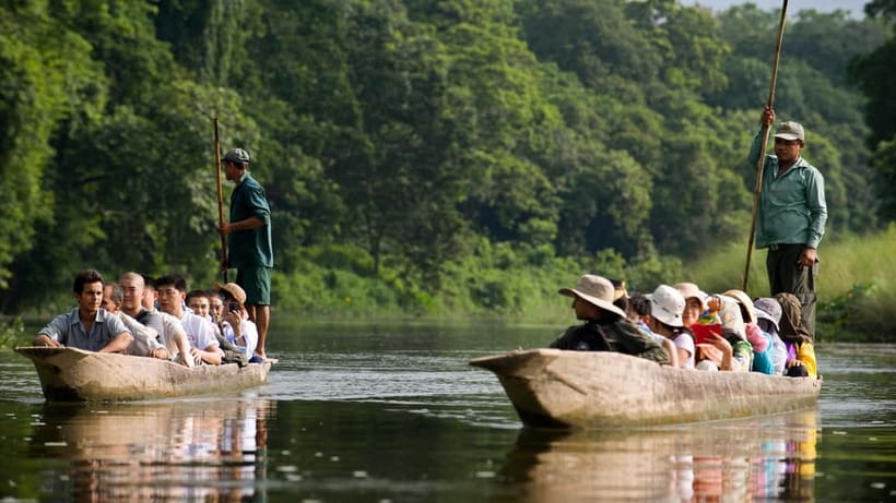 Kathmandu/Pokhara: 3 Day Chitwan Jungle Safari Tour - Day two: canoe water, jungle paths, and a long jeep safari