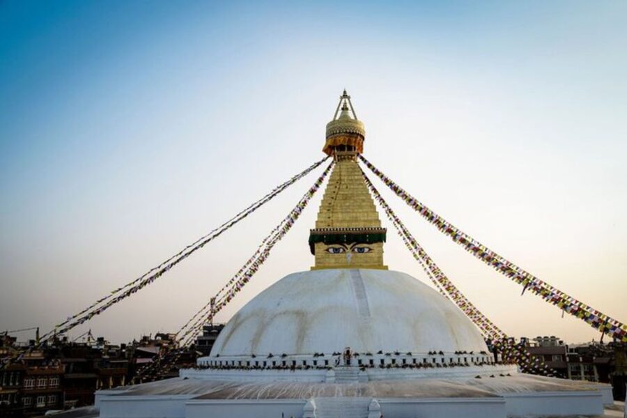 Kathmandu: Private custom tour with a local guide - Meeting your guide and sorting out the pickup