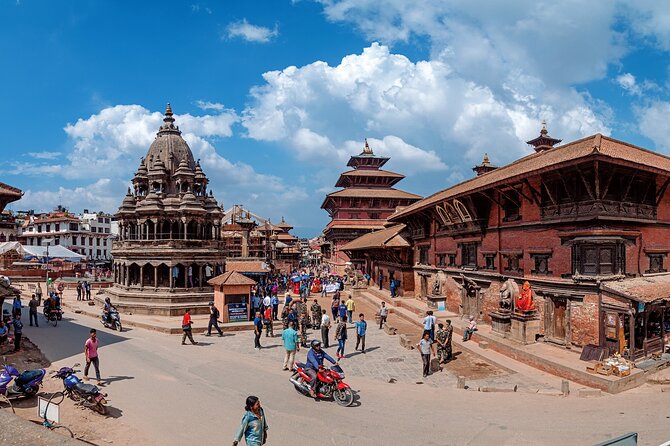 Kathmandu: Private/Group Tour to 7 UNESCO Sites with Lunch - Swayambhunath begins the day with valley views