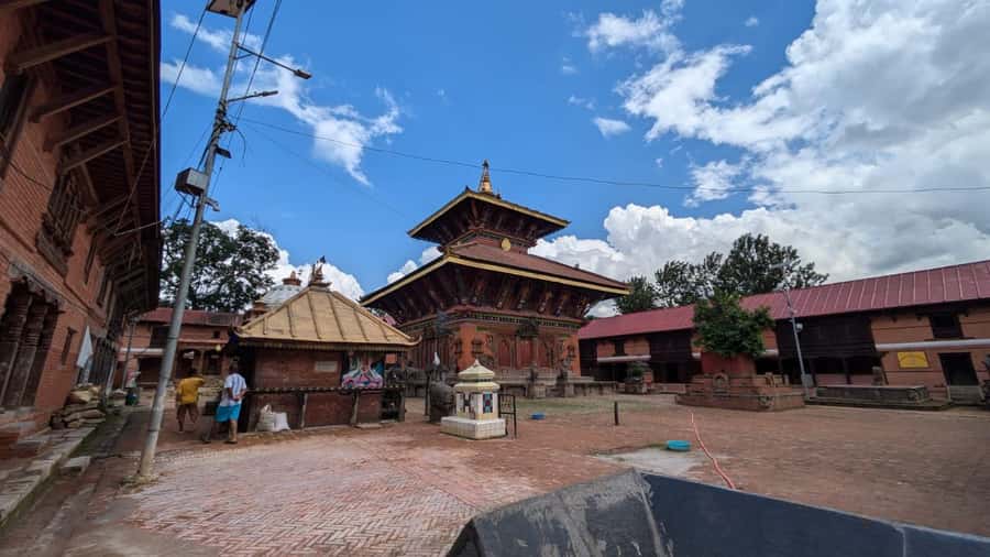 Kathmandu: UNESCO Heritage Site Private & Guided Tour - The guide can make or break the day