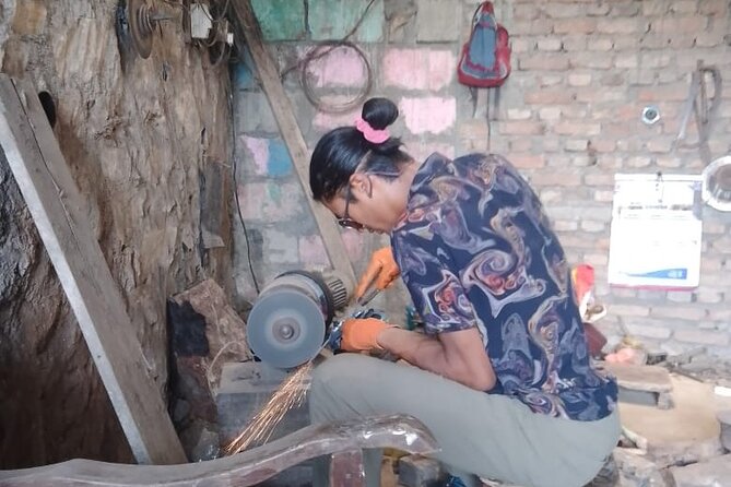 Knife (Khukuri) Making Workshop- Forge of the Gurkhas - What the $68 price really buys